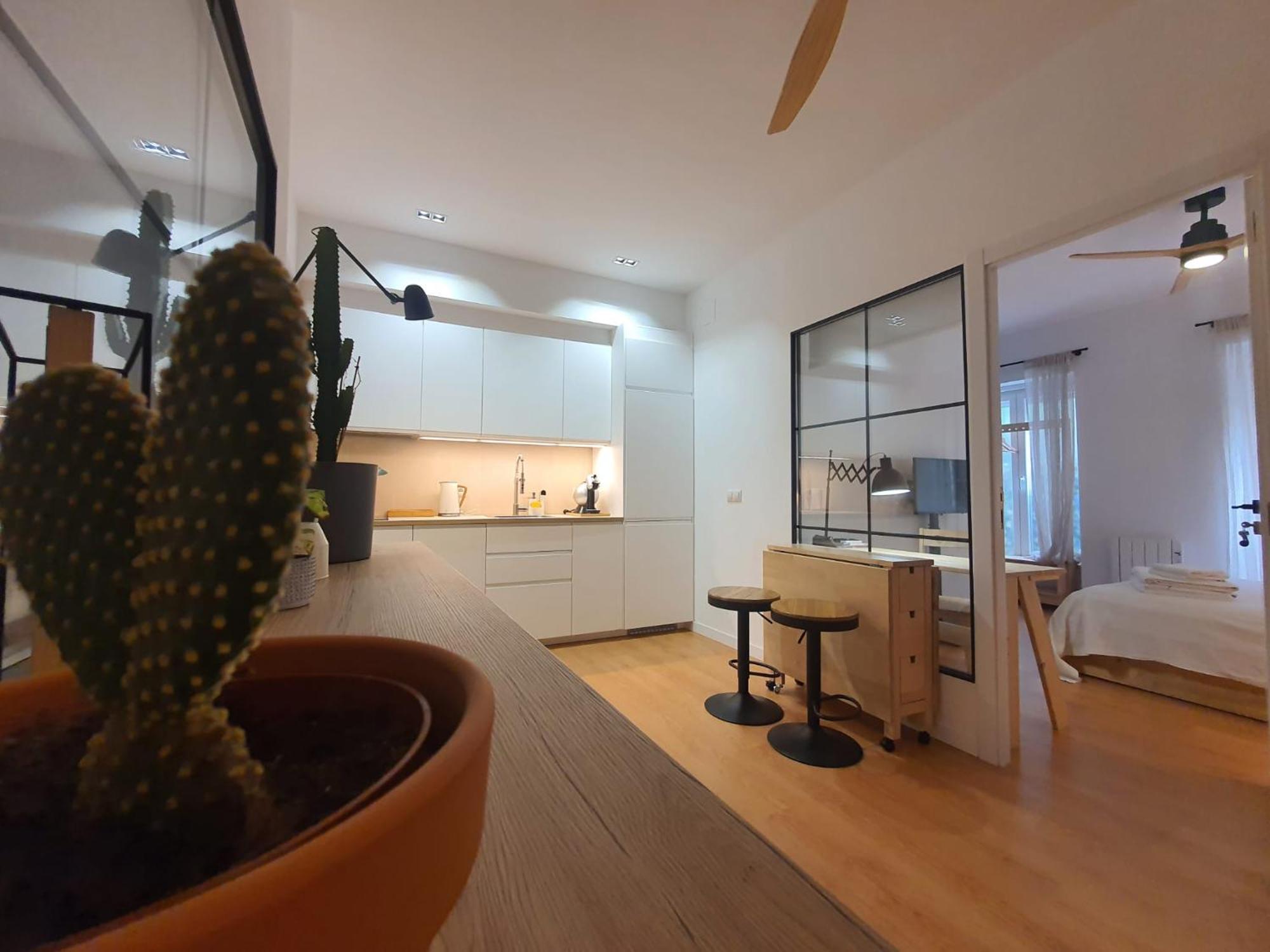 Rentadore Atocha Suites Madrid Dış mekan fotoğraf